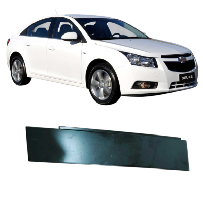 Moldura Coluna Porta Dianteira Gm Cruze 2013 1.8 Automática